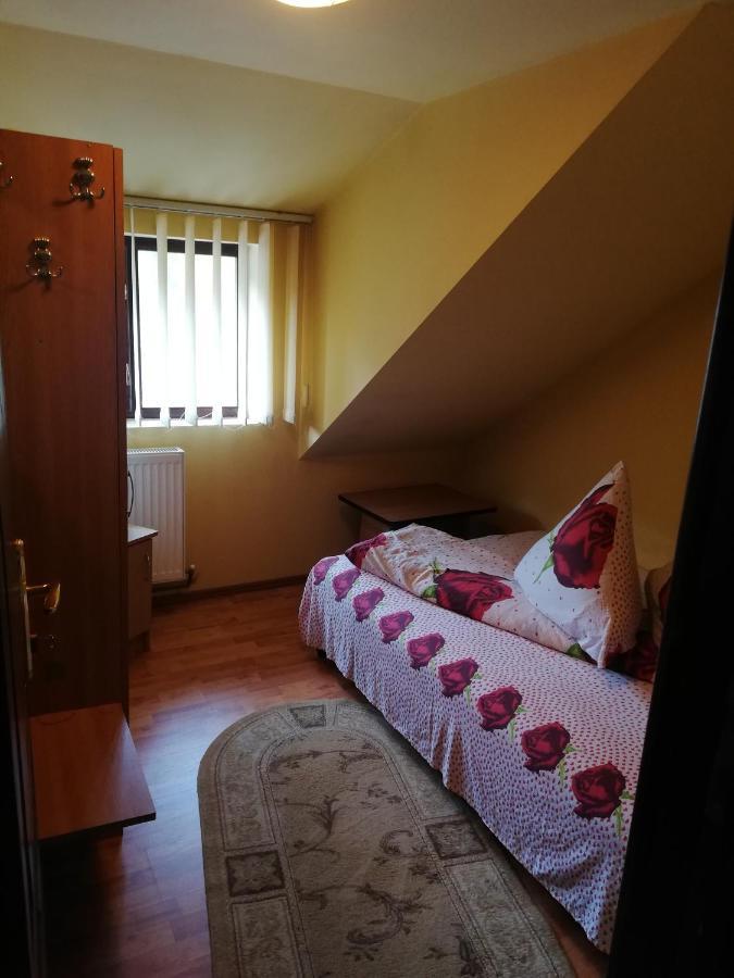 Casa Cozorici Otel Sadova  Dış mekan fotoğraf