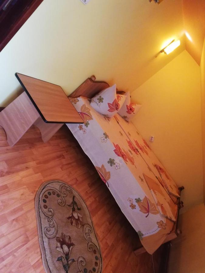 Casa Cozorici Otel Sadova  Dış mekan fotoğraf