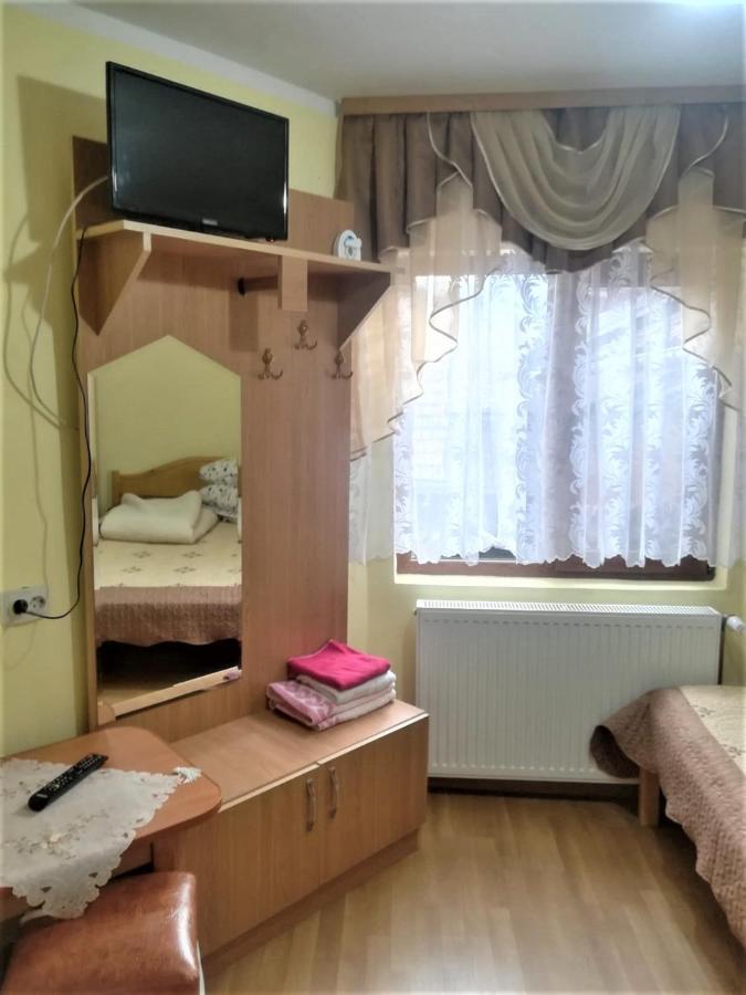 Casa Cozorici Otel Sadova  Dış mekan fotoğraf